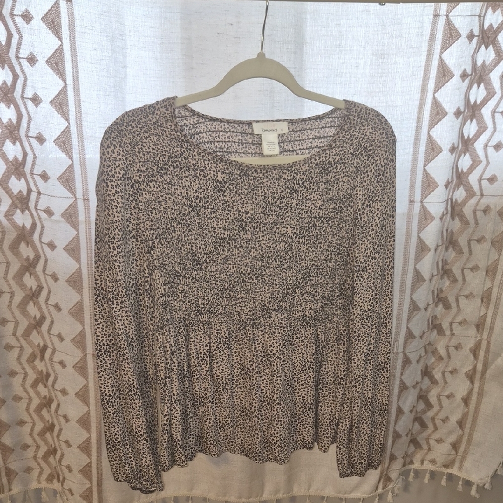 Universal Thread Black and White Patterned Blouse